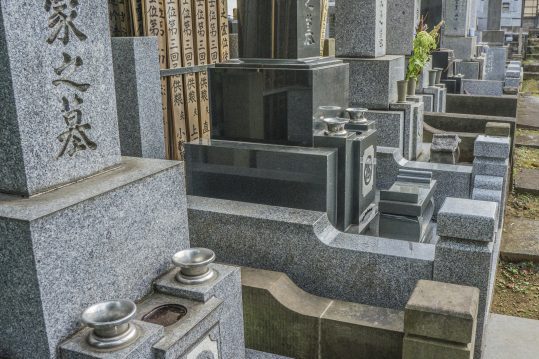 墓地のイメージ