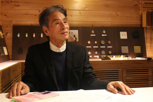 山根先生のインタビュー写真1
